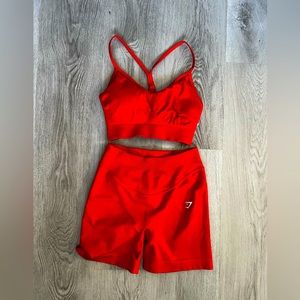 GYMSHARK red exercise set